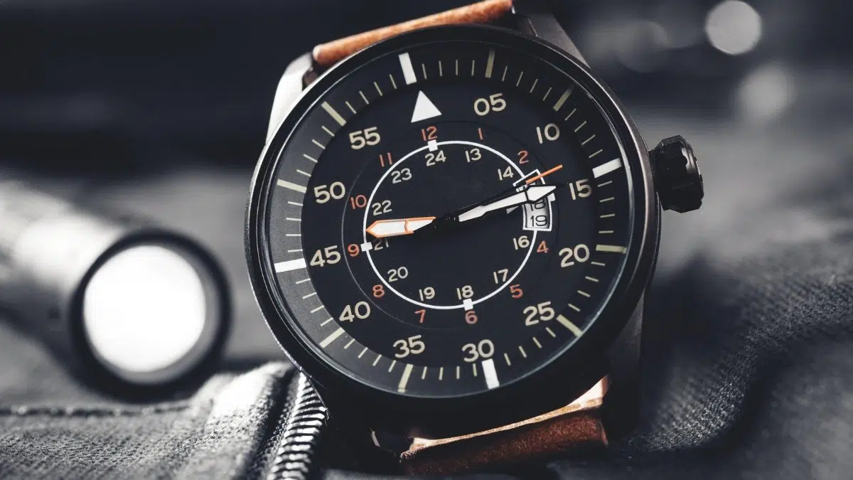 Startimer Pilot Automatic – Alpina Watches USA