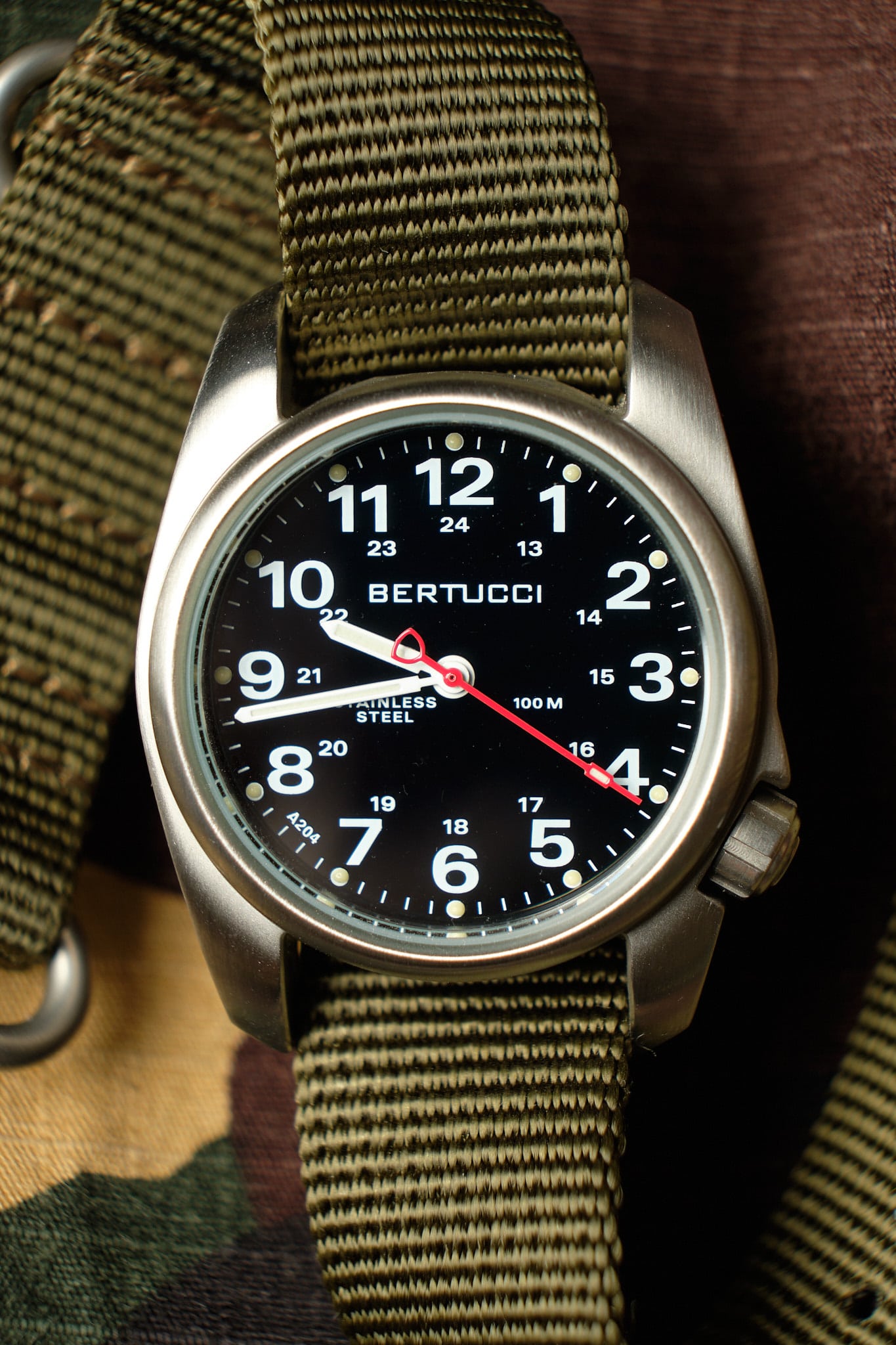 Bertucci A-1S Watch Review: A Reliable Quartz Field Watch-6