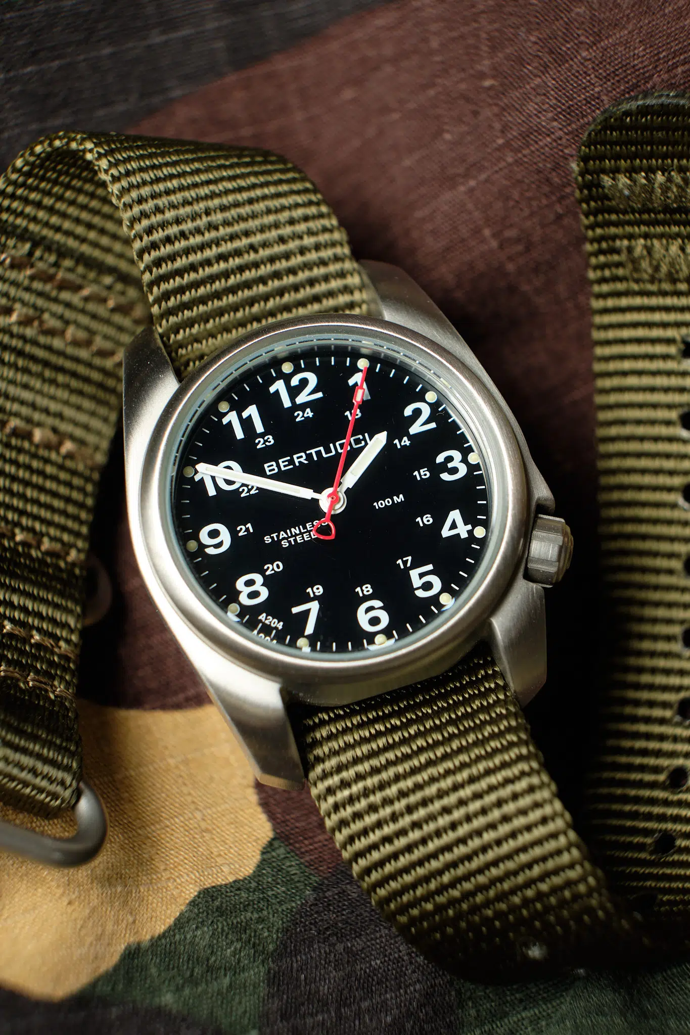 Bertucci A-1S Watch Review: A Reliable Quartz Field Watch-5