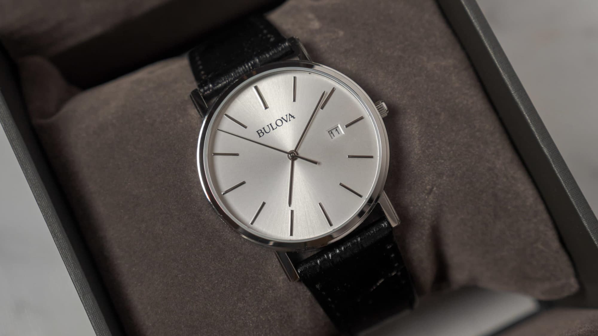 Bulova 96B104 Review: A Surprisingly Elegant Dress Watch-1