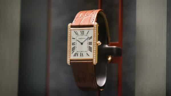 Battle Of the Icons: The Cartier Tank vs Santos