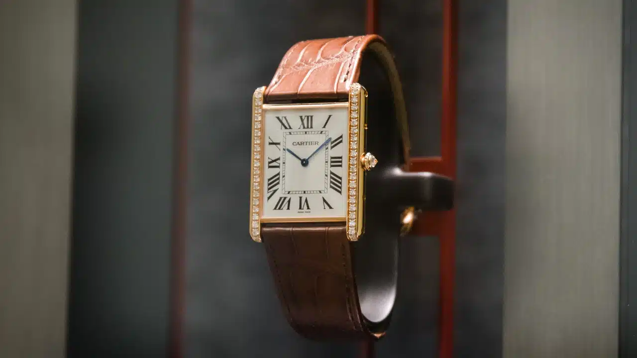 Cartier tank 2025 vs santos