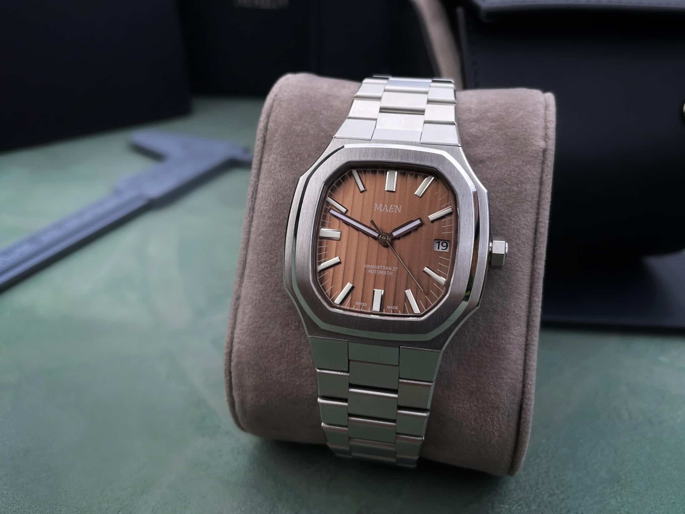 Maen Manhattan 37 Review: A Steel Sports Watch from Sweden-3