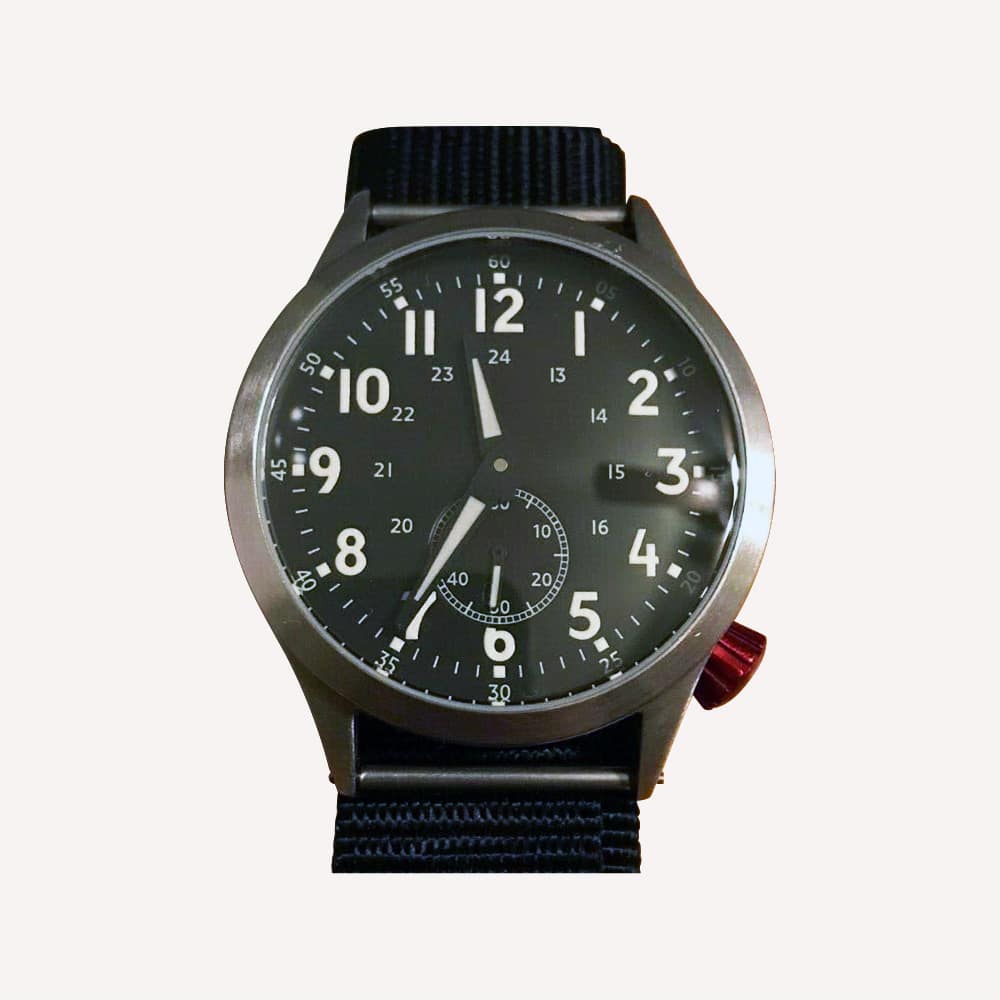 15 Killer Aviation Watches for Small Wrists-9