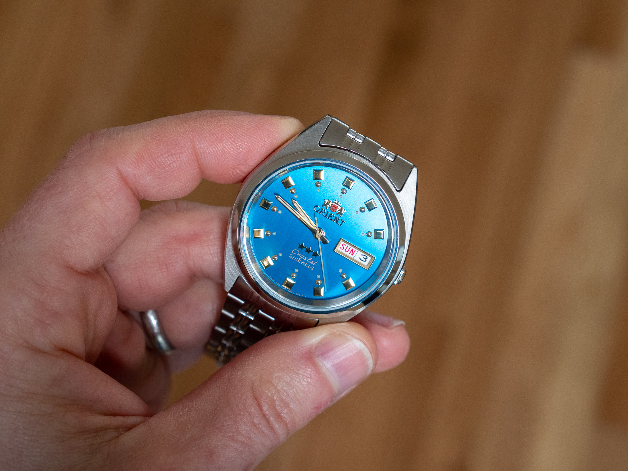 Orient FAB00009L 3 Star Review: An Orient Watch for Guys With Small Wrists-3