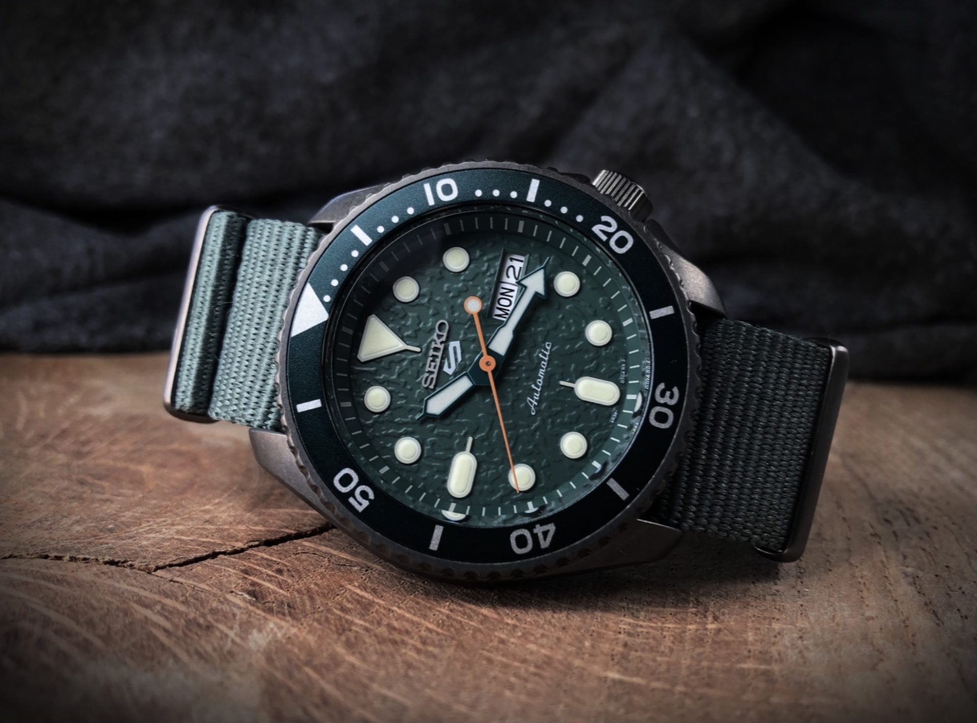 Seiko 5 Review: A Worthy Heir to SKX?