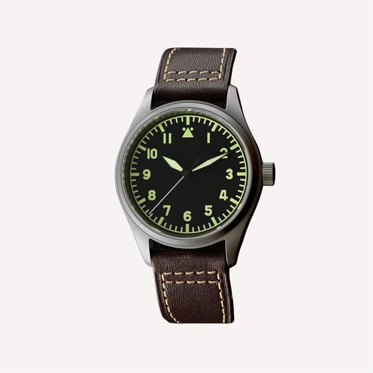 15 Killer Aviation Watches for Small Wrists-16