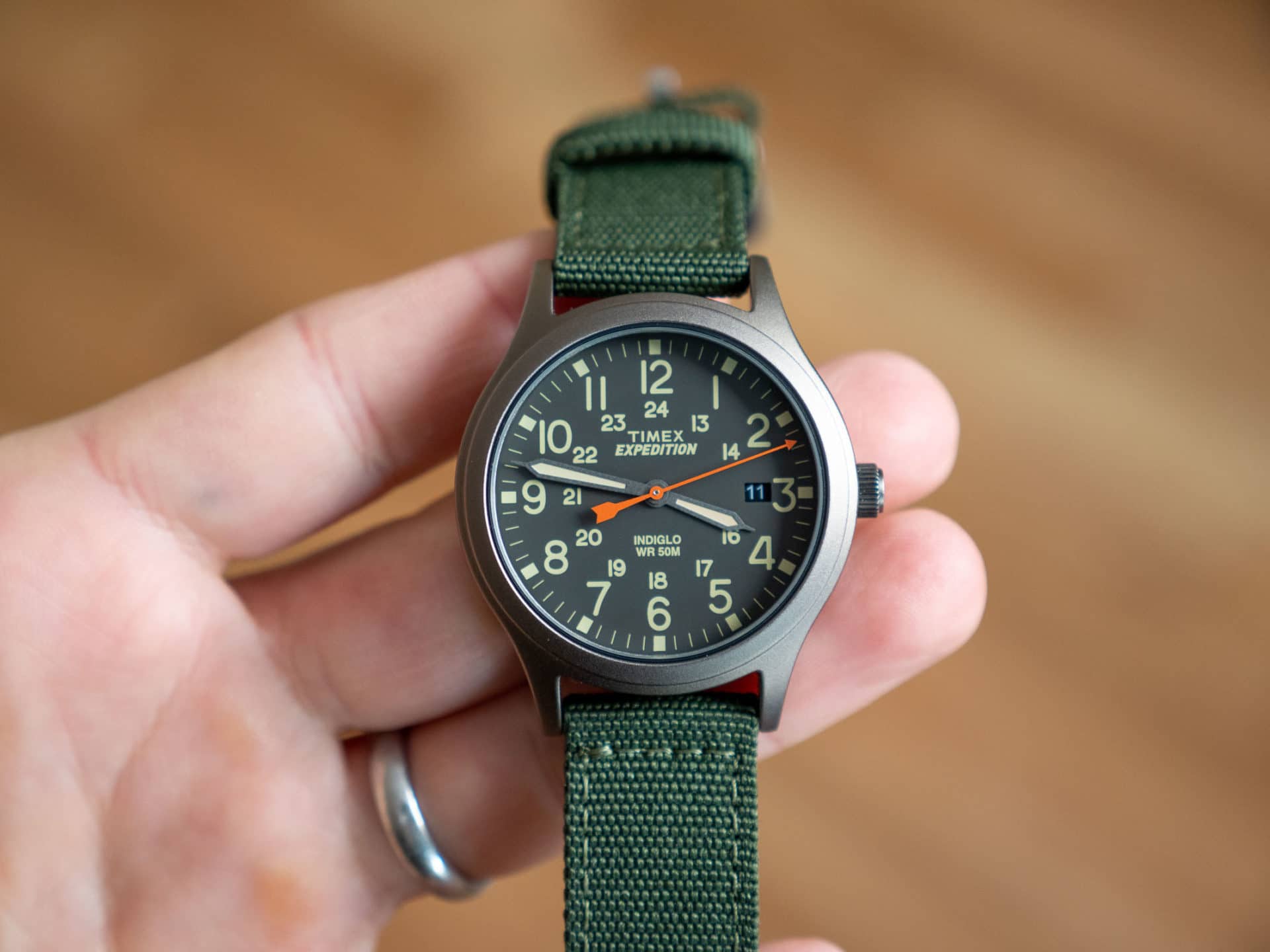 Timex Expedition TW4B13900 in hand