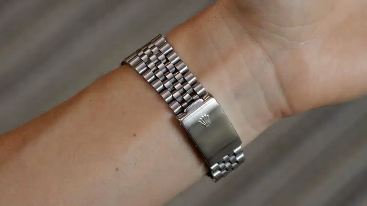 Metal watch best sale bracelet types