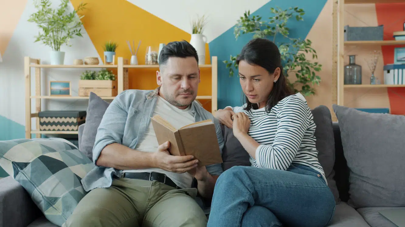 A couple having an intellectual conversation.