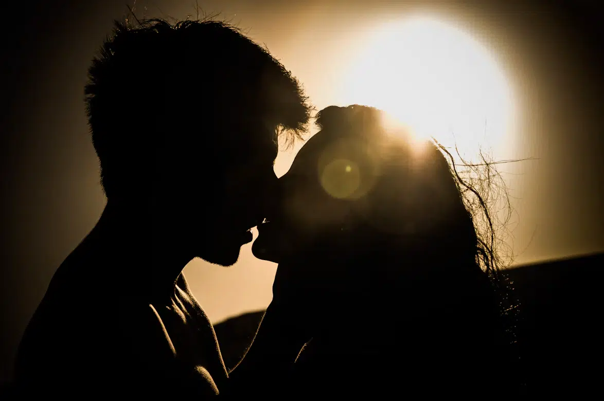 An intense romantic couple.