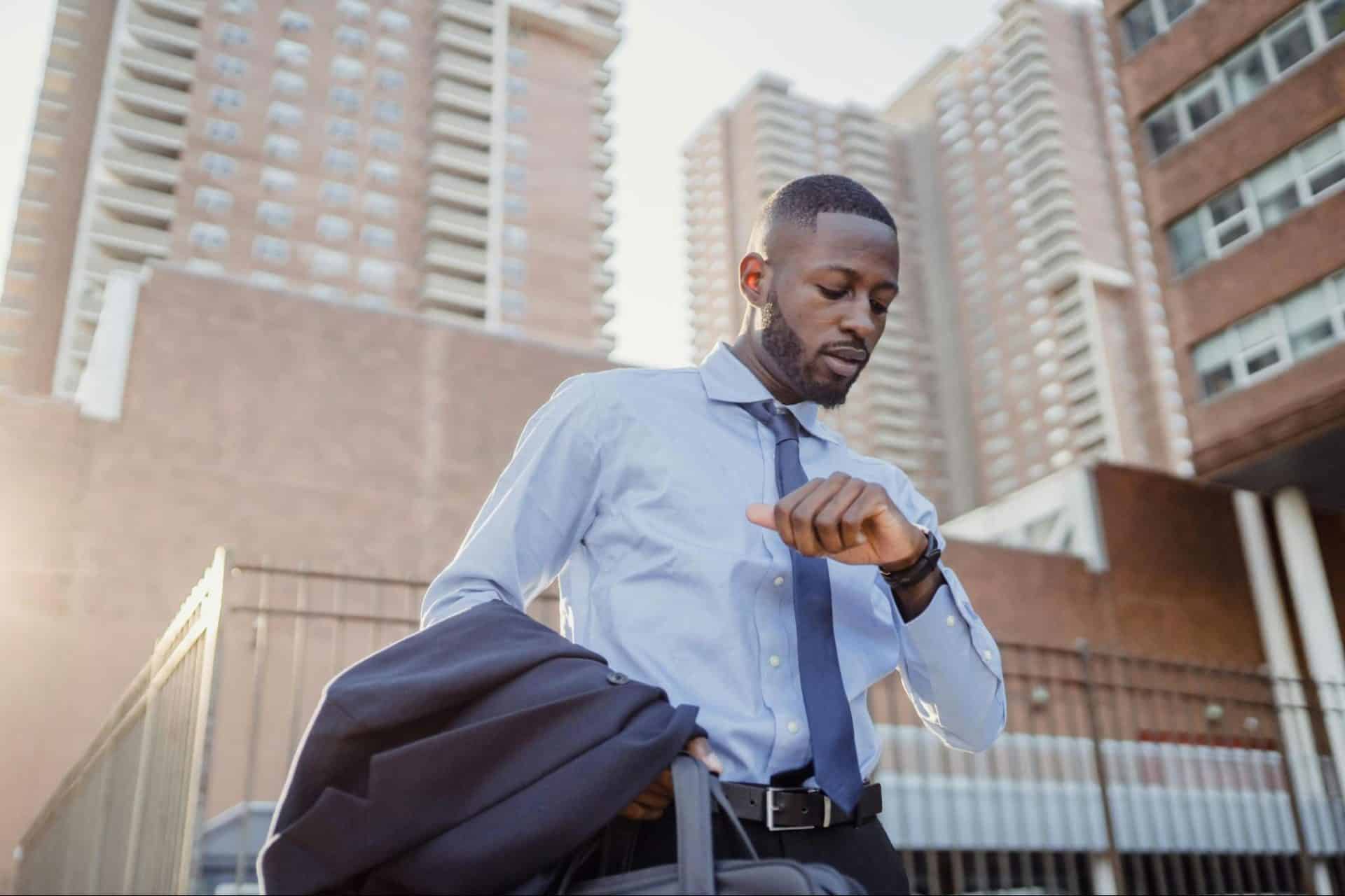 Man arriving on time and keeping his word